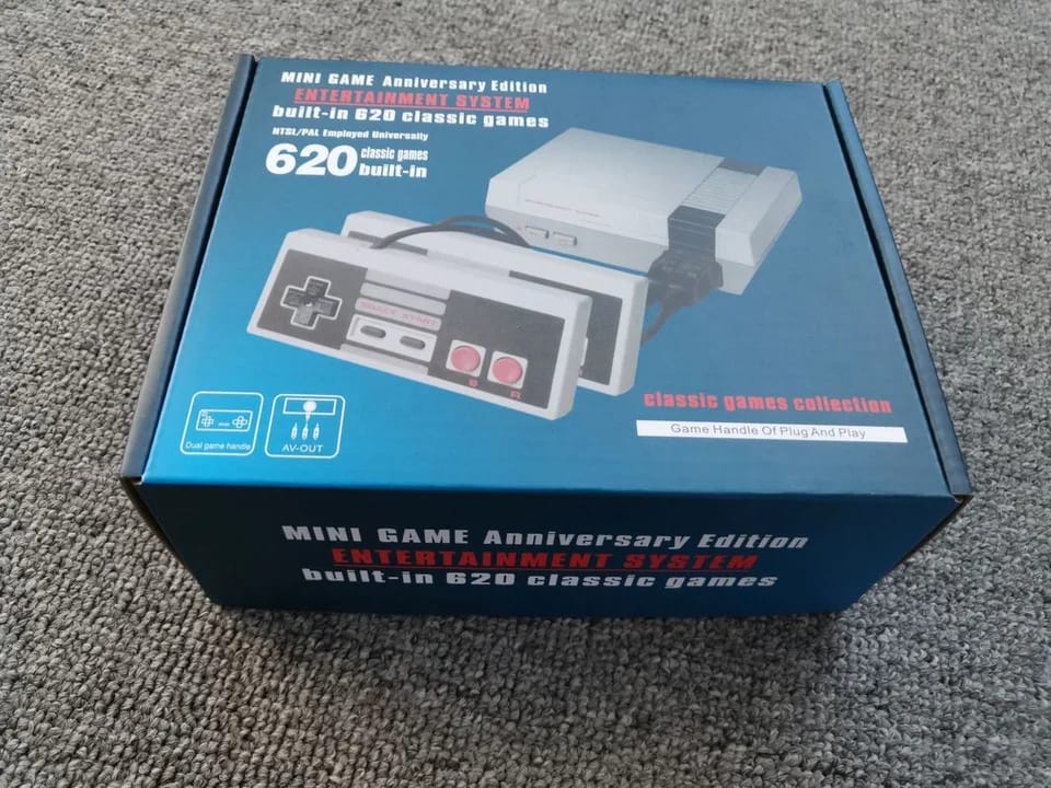 CONSOLA DE JUEGOS RETRO PORTÁTIL