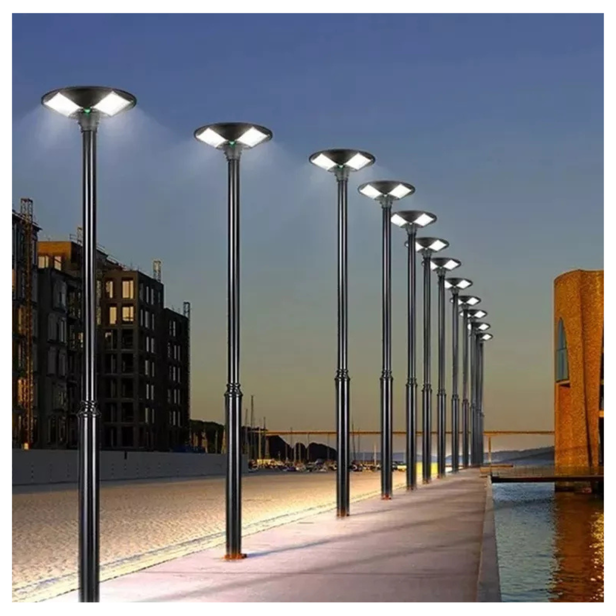 Vista 2 de Foco Solar Tipo Poste Cuádruple