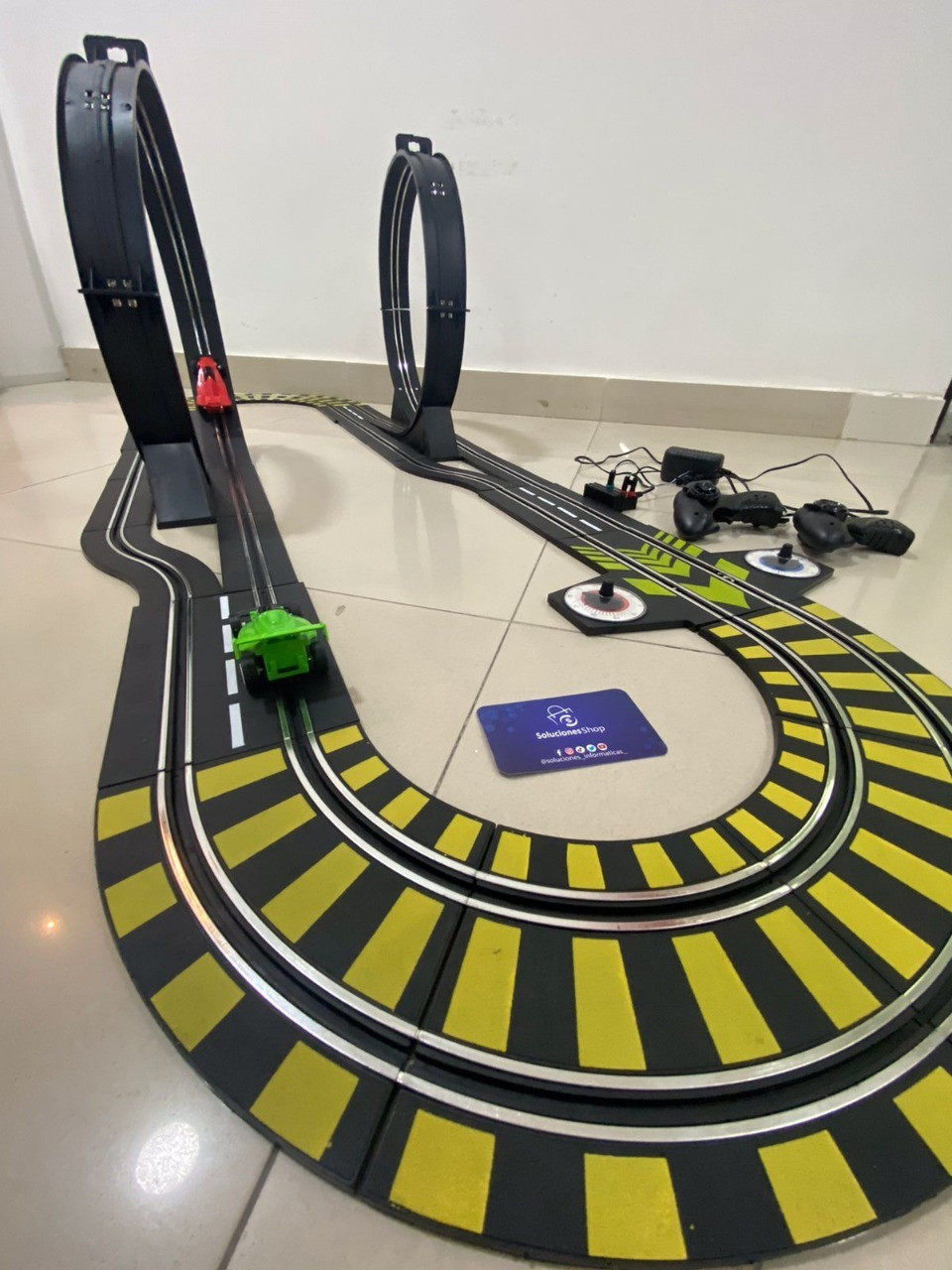 Miniatura 4 de Pista De Carros Electrica Giratoria Incl