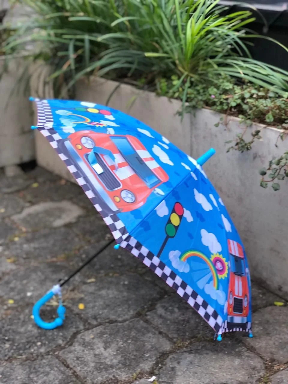 Sombrilla para niños de diseños con pito