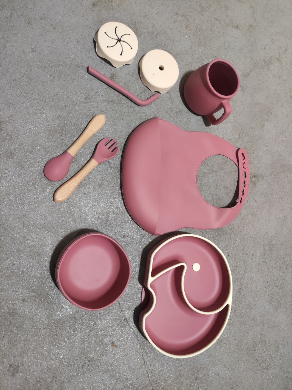 Set vajilla silicon bebe x 8