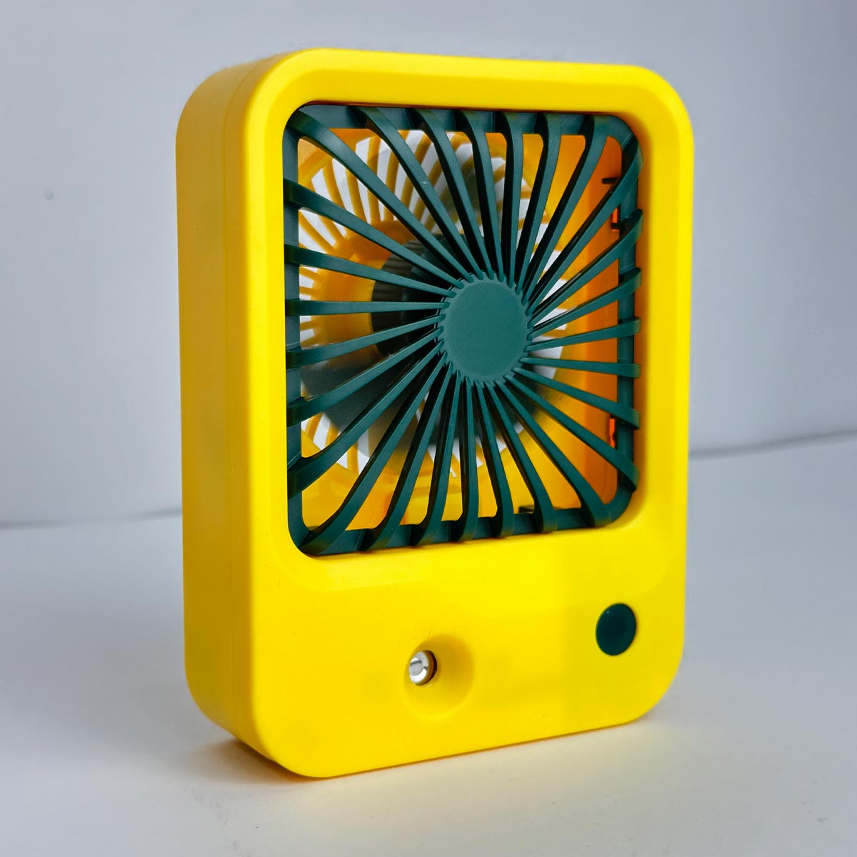 Miniatura 3 de Mini Ventilador Rociador LZ-804