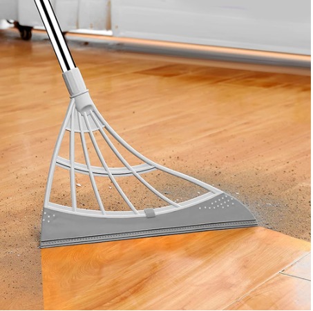 Miniatura 3 de escoba mágica