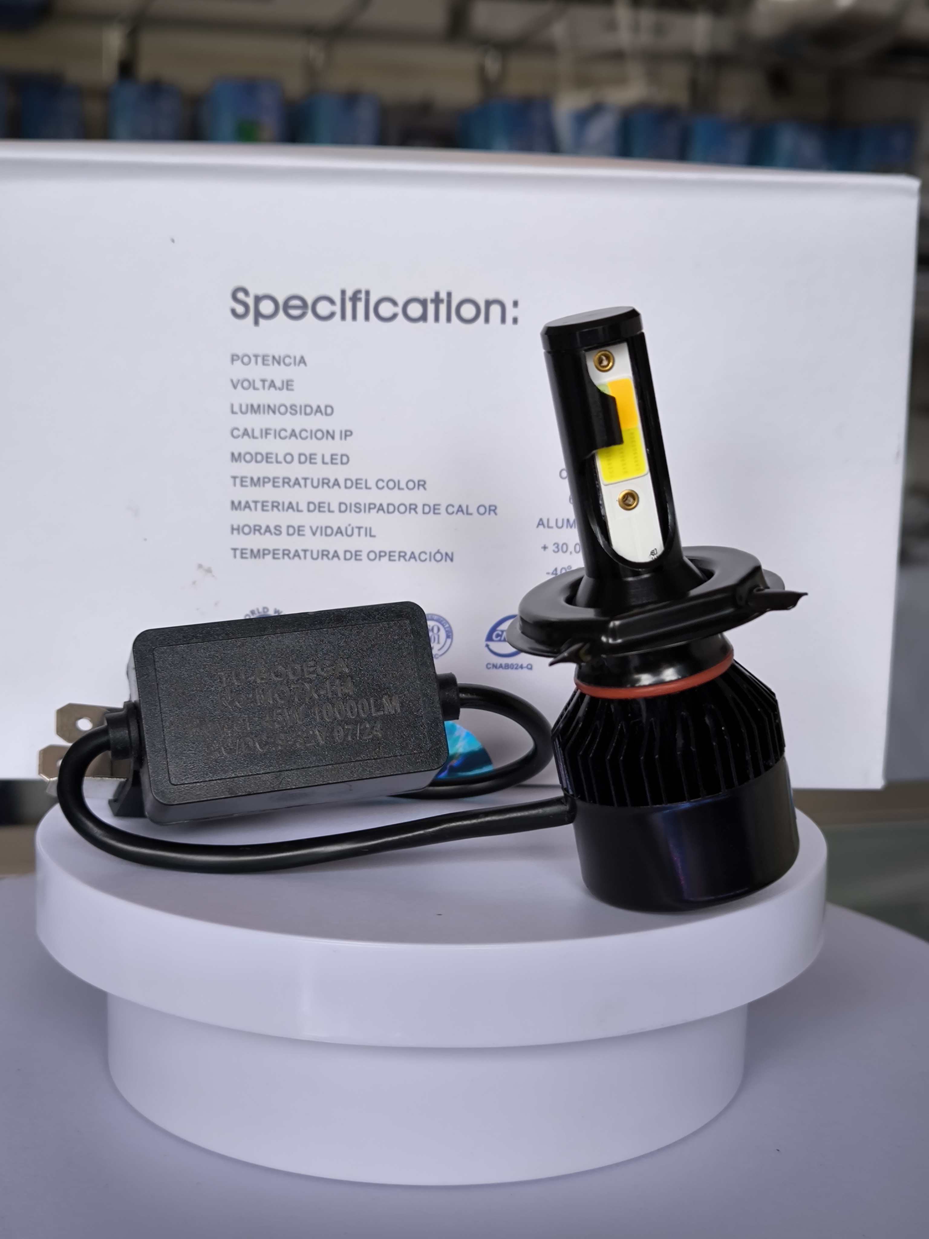 Miniatura 2 de Bombillo LED H4 (m07xh4)