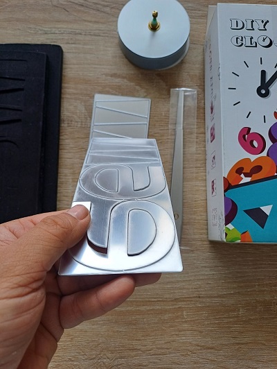 Miniatura 2 de RELOJ MINI +  FRASE EN VINILO  PLATEADO