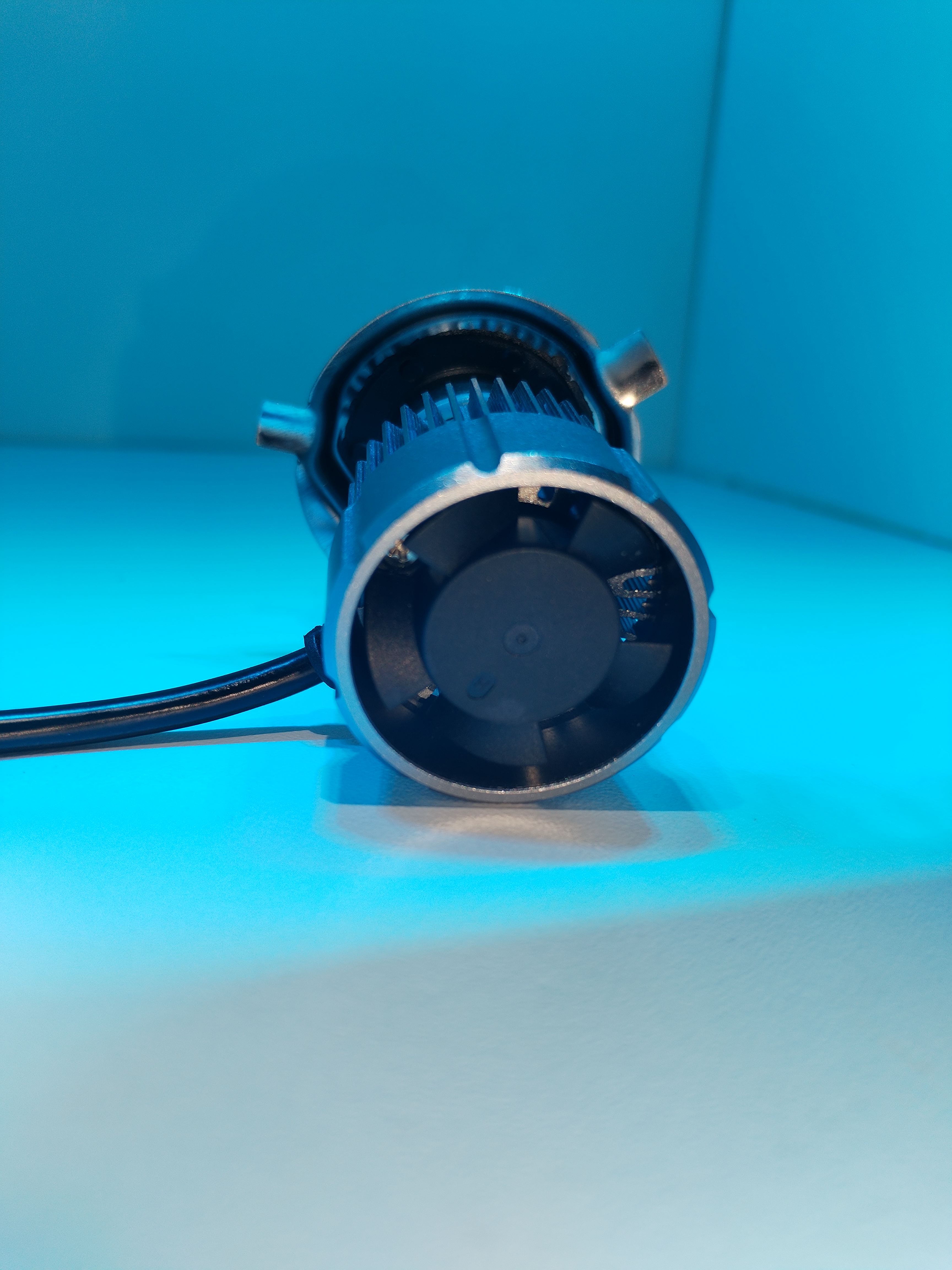 Miniatura 2 de PAR BOMBILLOS LED H4 12,000 LM (V3SH4)