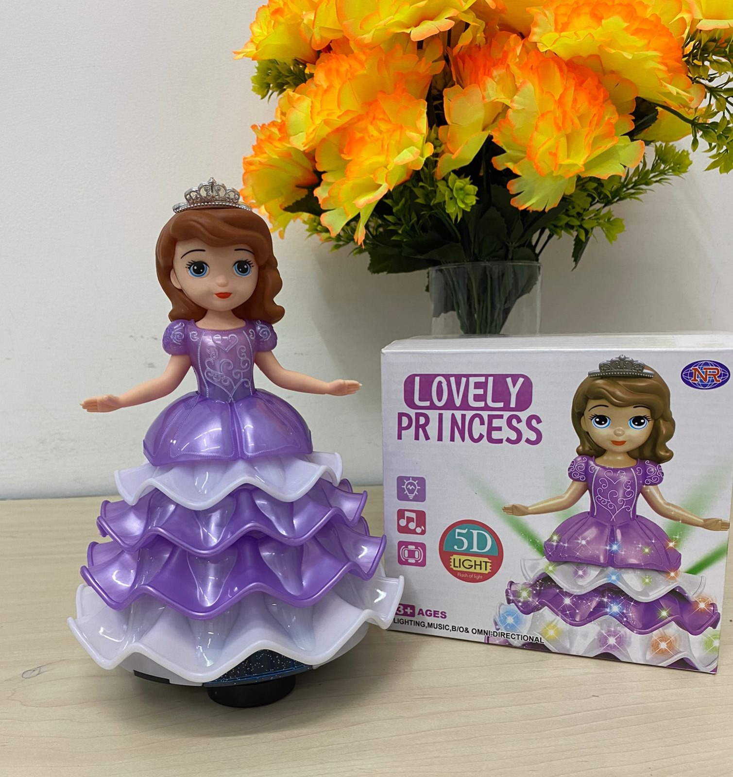 Miniatura 3 de Muñeca armable bailarina con luces.