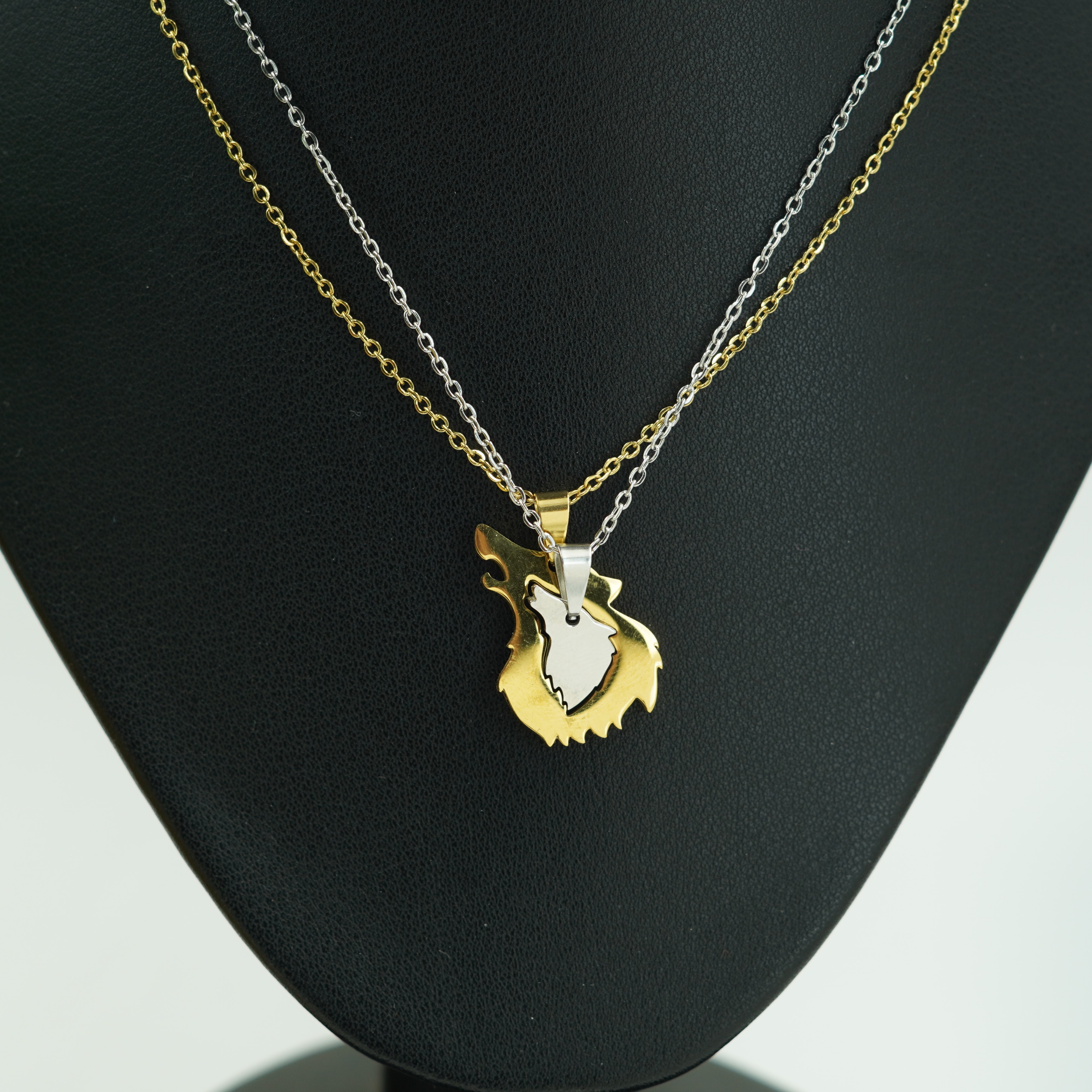 CADENA-DIJE-PAREJAS LOBO TU Y YO BICOLOR