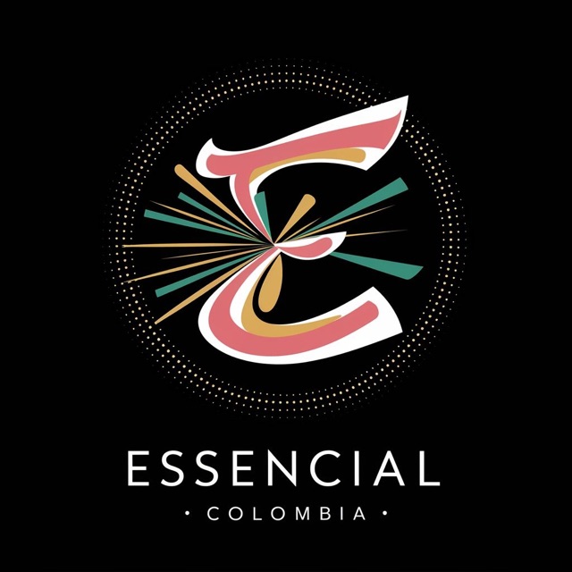 COMBO PERFUME ESPECIAL ESSENCIALCOLOMBIA