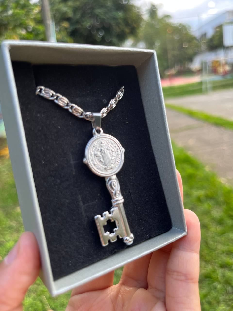 Collar Llave San Benito Amuleto +CAJA