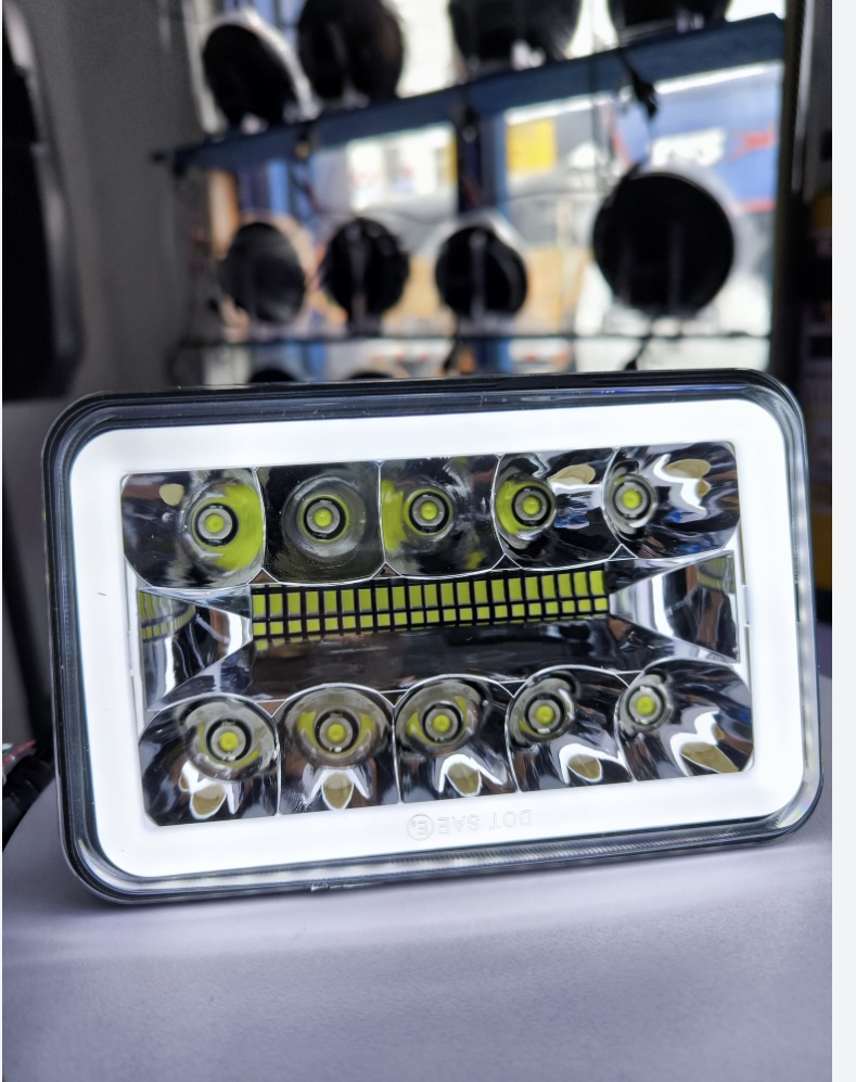 Miniatura 3 de Par de farolas kenworth (tb025)