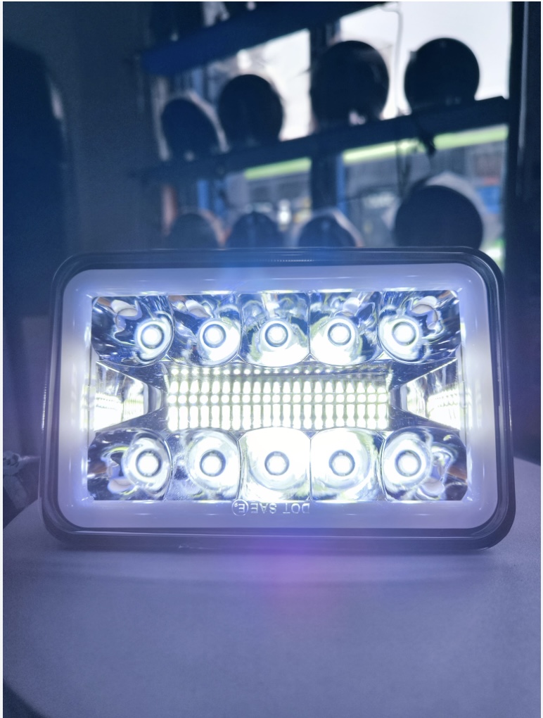 Miniatura 2 de Par de farolas kenworth (tb025)