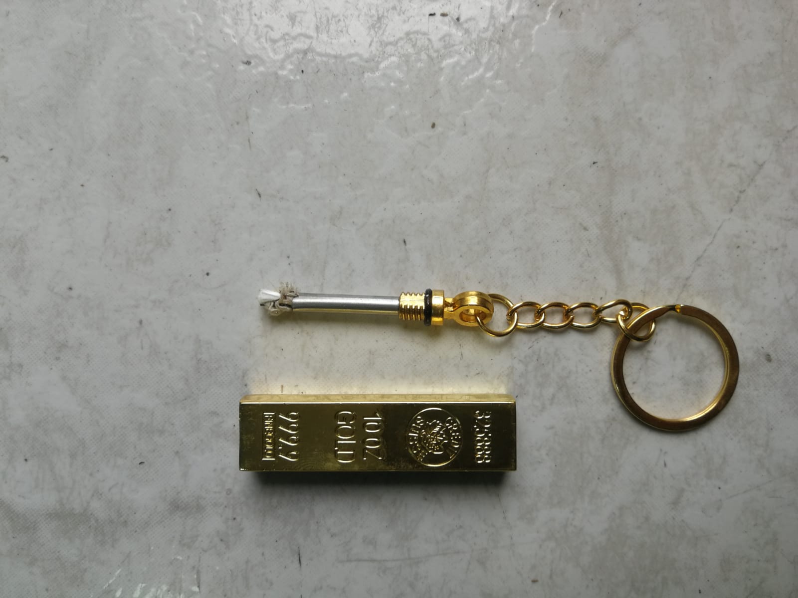 Miniatura 4 de Llavero Encendedor Recargable Oro