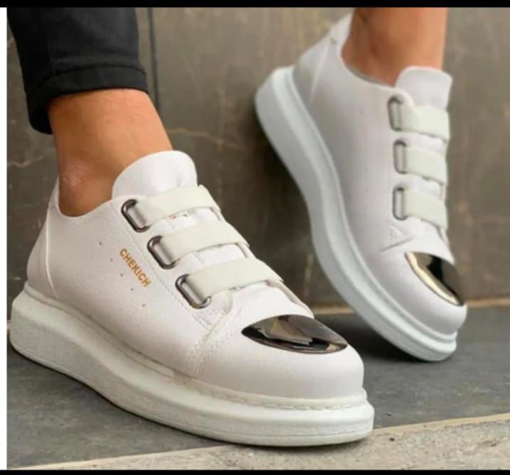 Tenis  McQueen Charol Unisex Deportivo