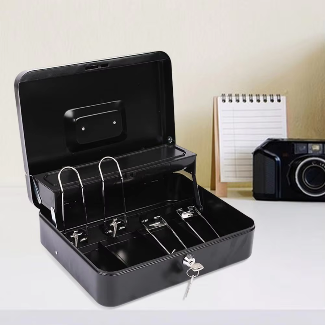 Caja de efectivo con llaves