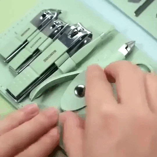 Miniatura 1 de SET DE MANICURA *16 CON BROCHA