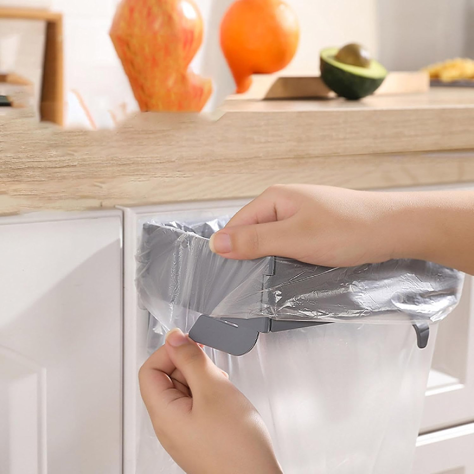 Vista 4 de Soporte Bolsa Basura Plegable Adhesivo