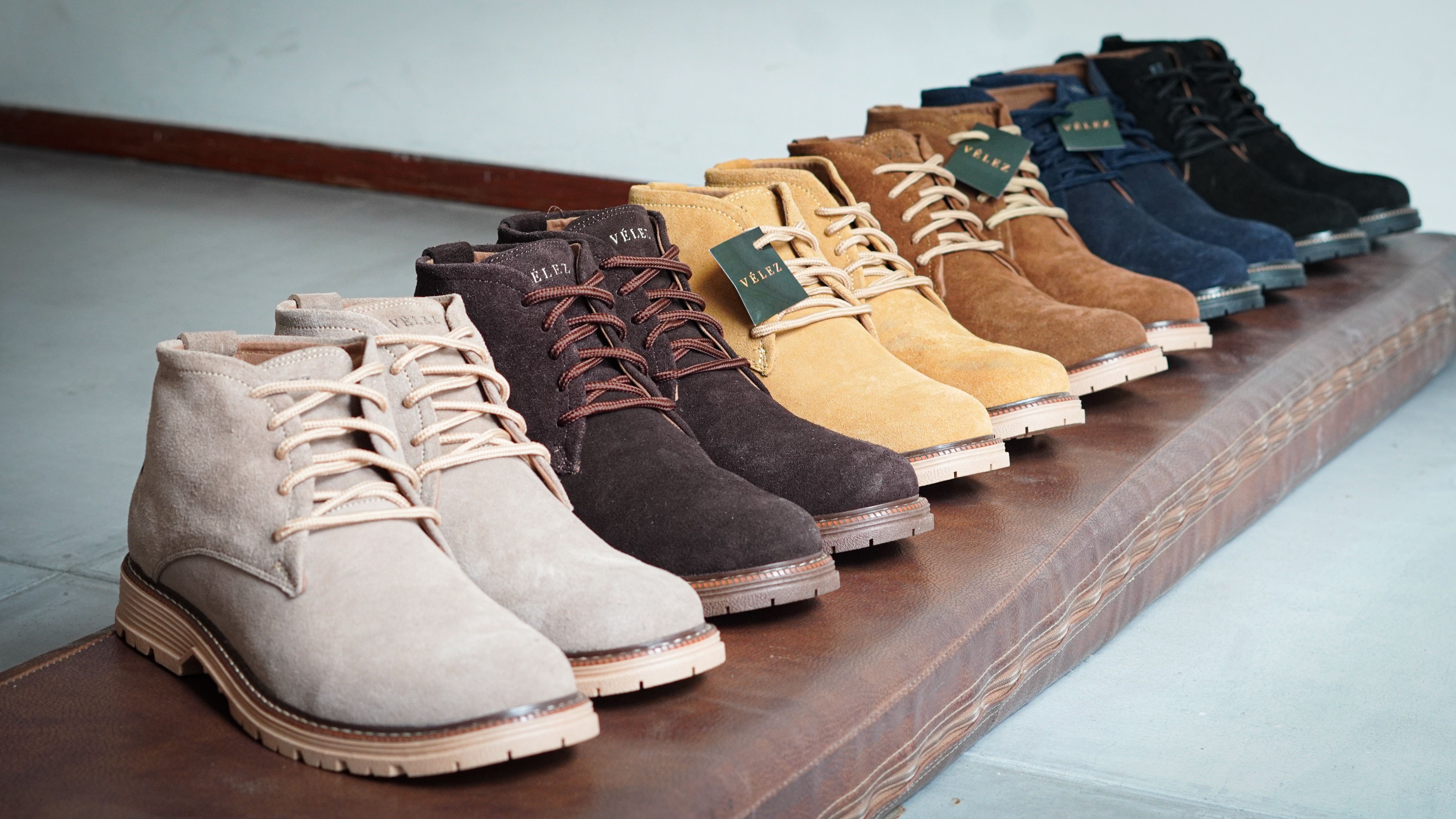 BOTIN VELEZ CUERO GENUINO CARNAZA + CAJA