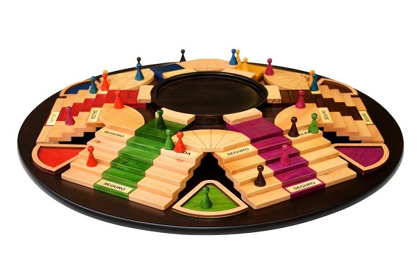 PARQUES 3D DE 6 PUESTOS EN PINO