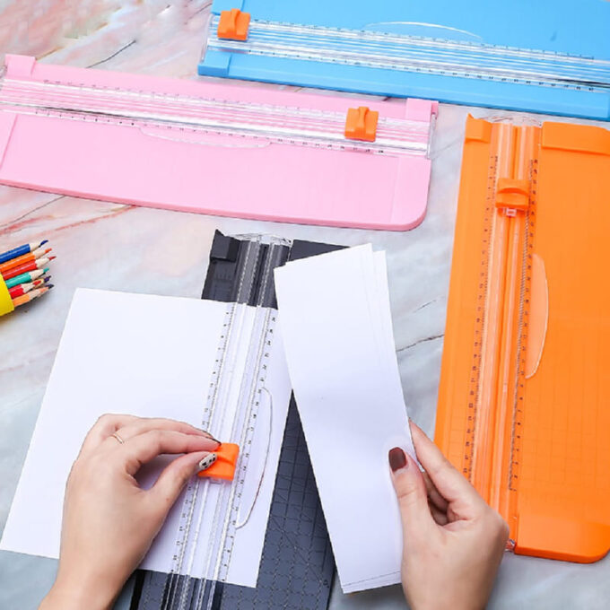 Miniatura 2 de GUILLOTINA DE PAPEL CORTADDOR