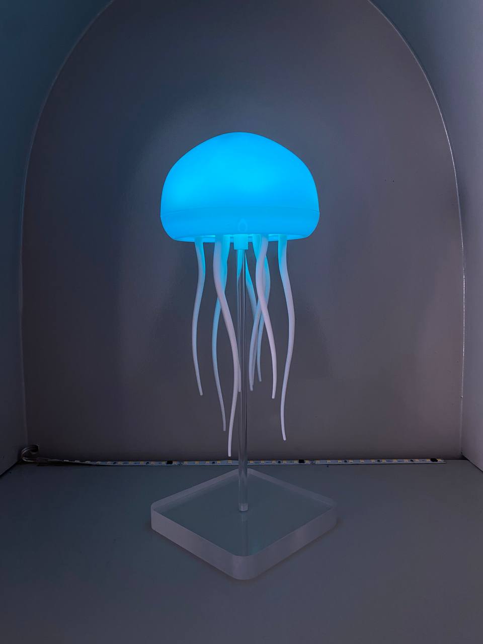 Miniatura 11 de Lampara medusa con movimiento