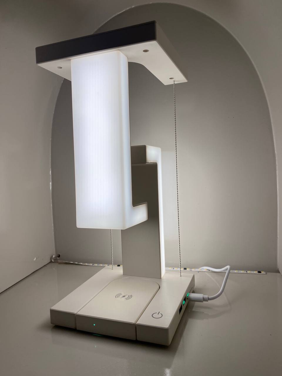 Miniatura 5 de Lampara Flotante con Base Carga Inalamb