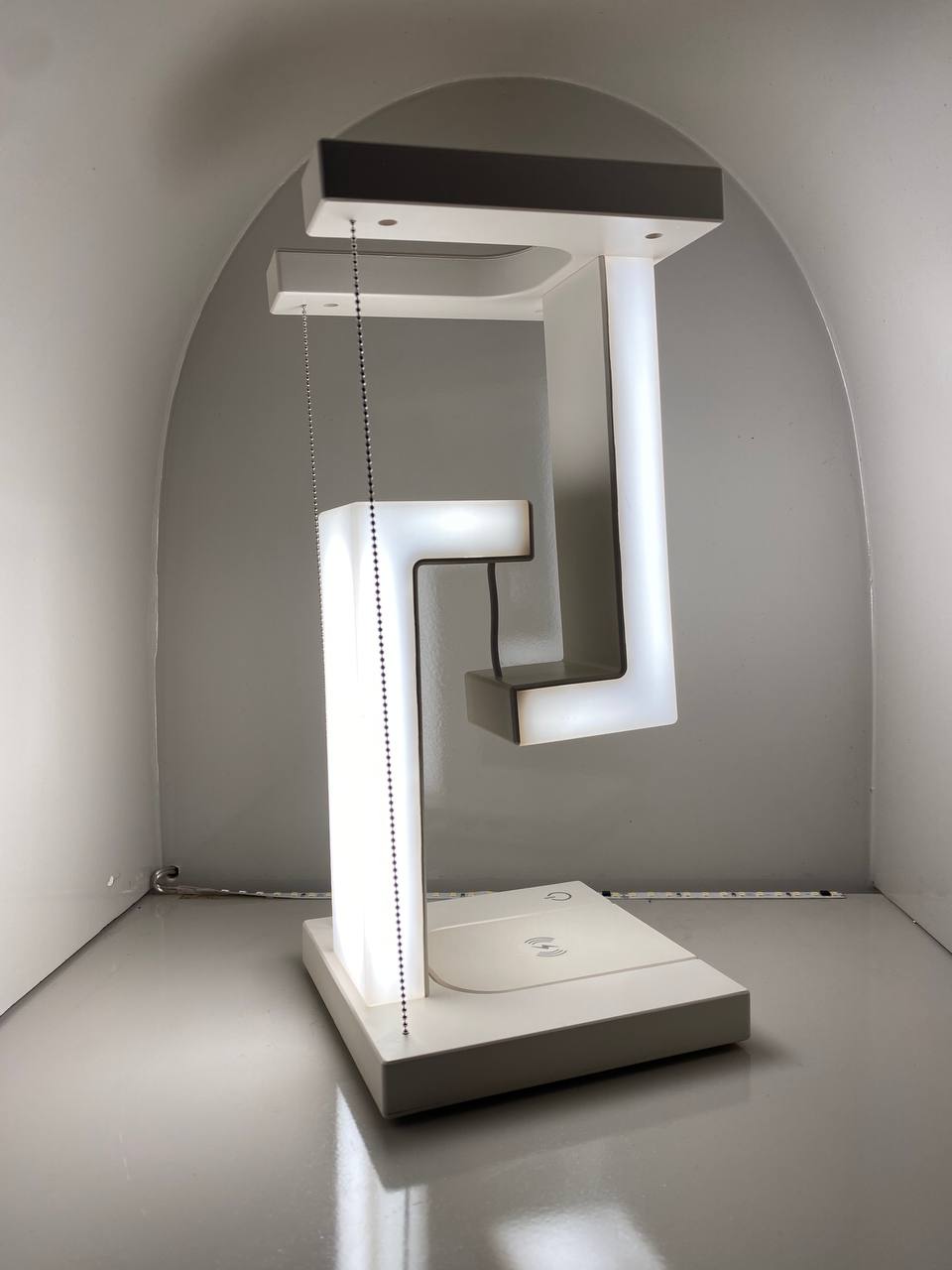 Miniatura 2 de Lampara Flotante con Base Carga Inalamb