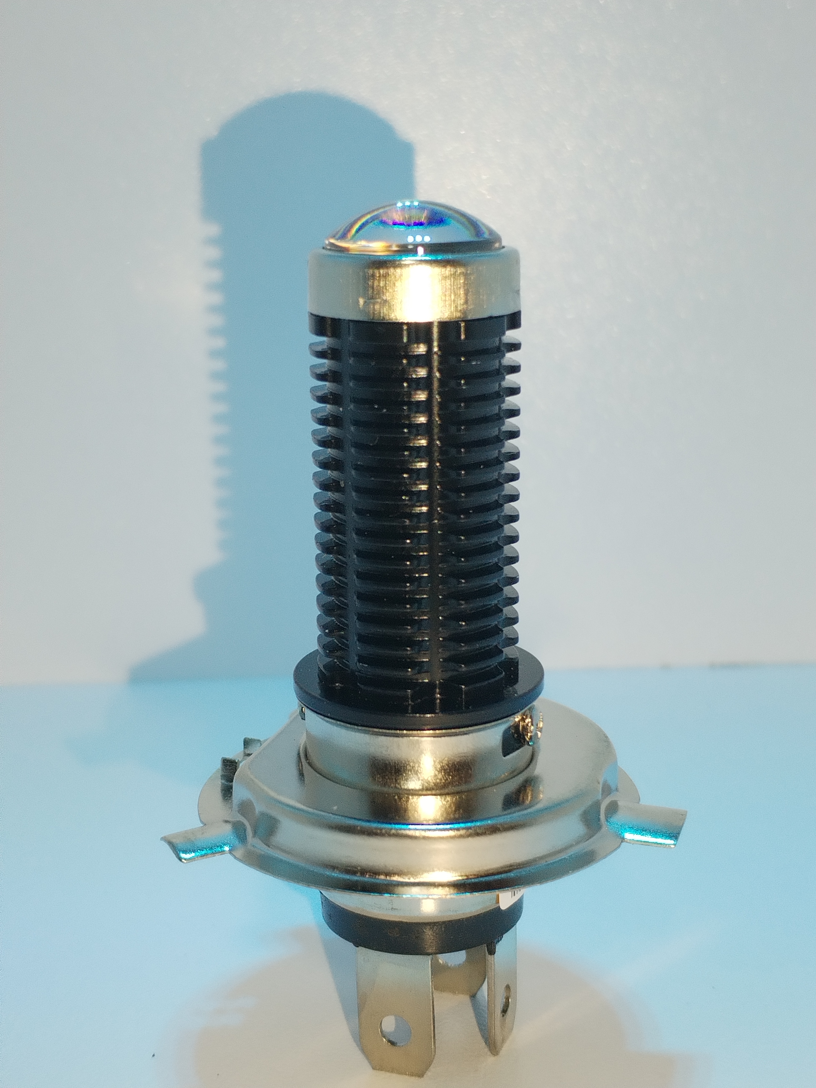 Miniatura 3 de BOMBILLO H4 BICOLOR (M02XH4)