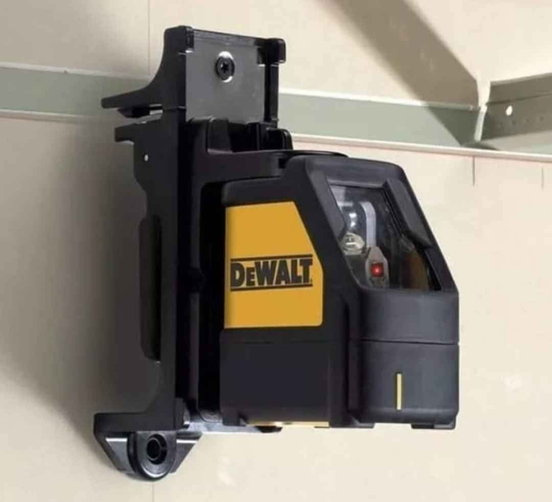 Miniatura 2 de Nivel dos líneas linea verde tipo DeWalt