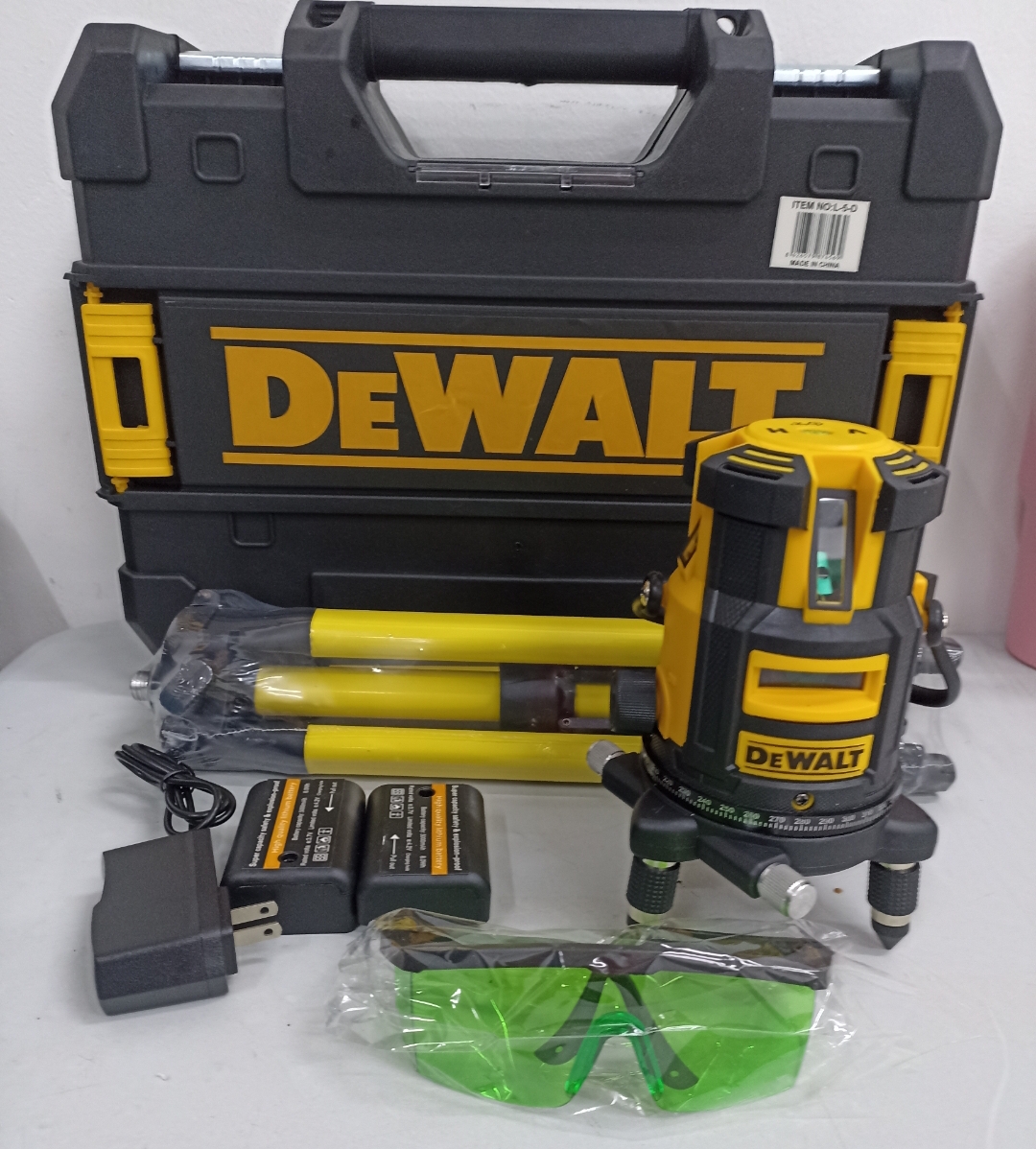 Nivel 5 líneas linea verde tipo DeWalt