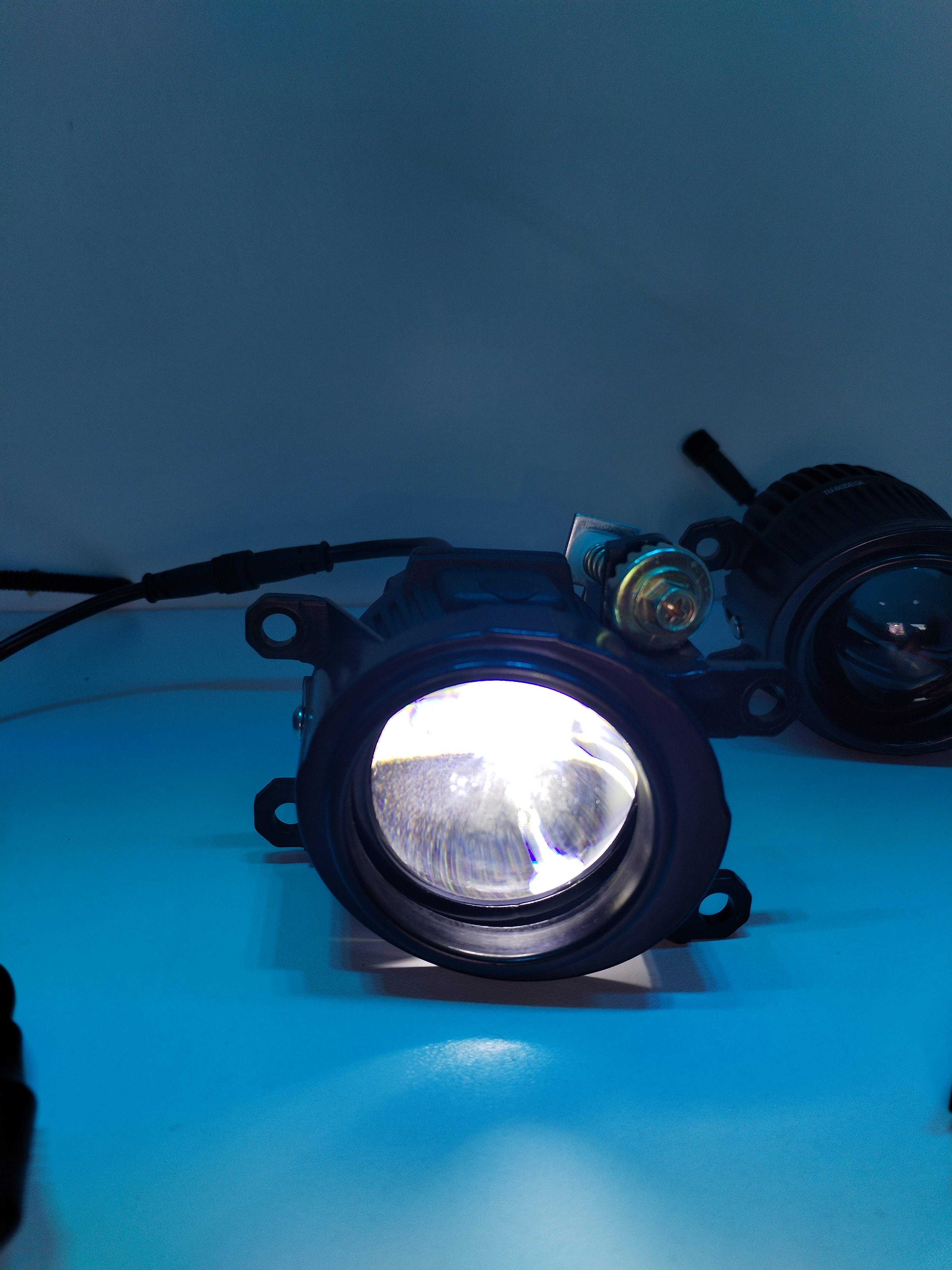 PAR DE EXPLORADORAS LED (TB525)