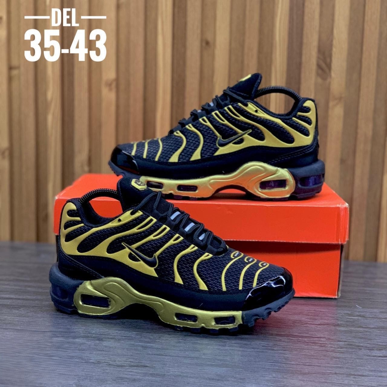 Tenis Nike TN Negro Dorado Unisex