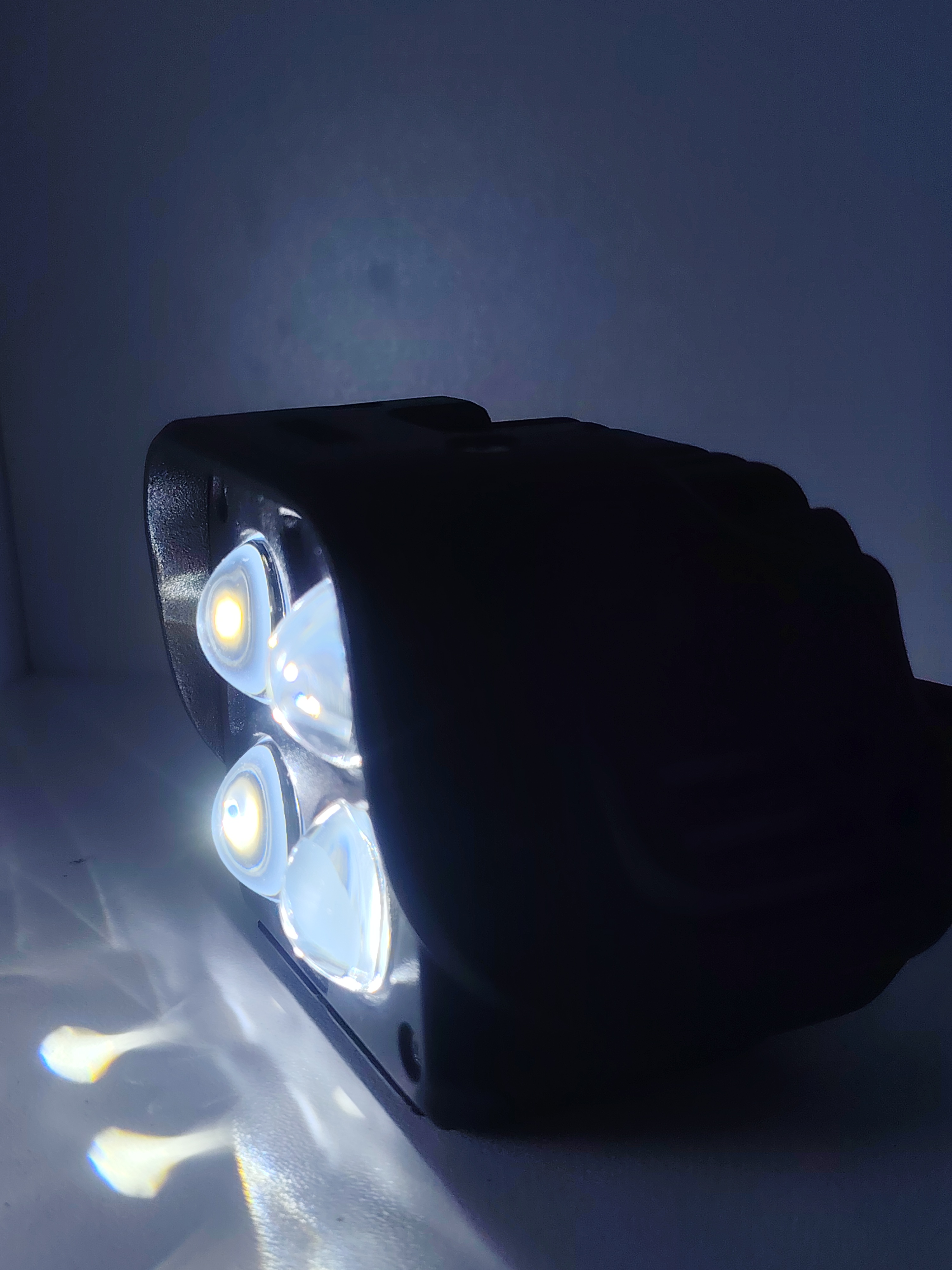 Miniatura 2 de Par de exploradora 4 leds (TB536)