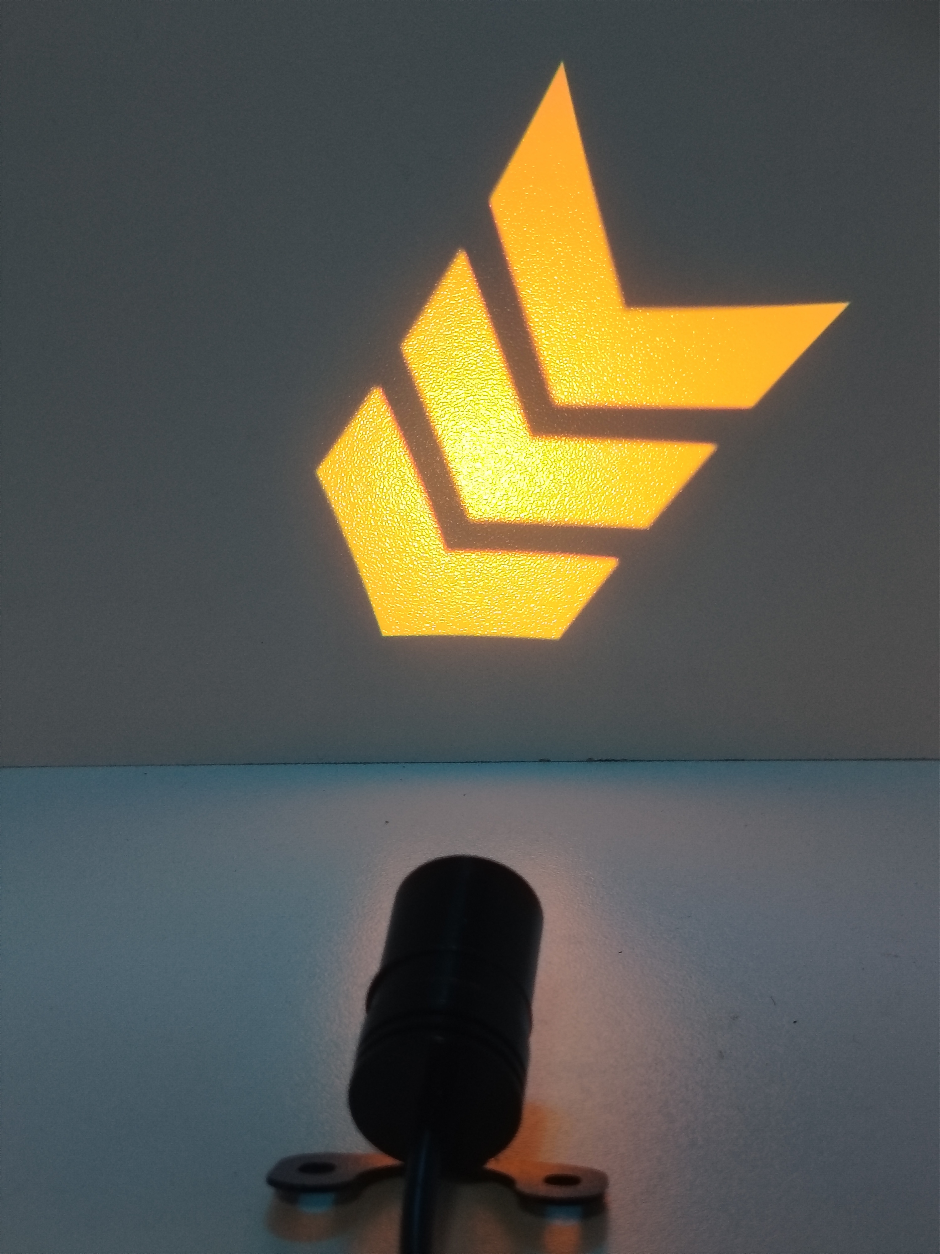 Miniatura 2 de Par Miniproyectores direccionales(TU13Y)