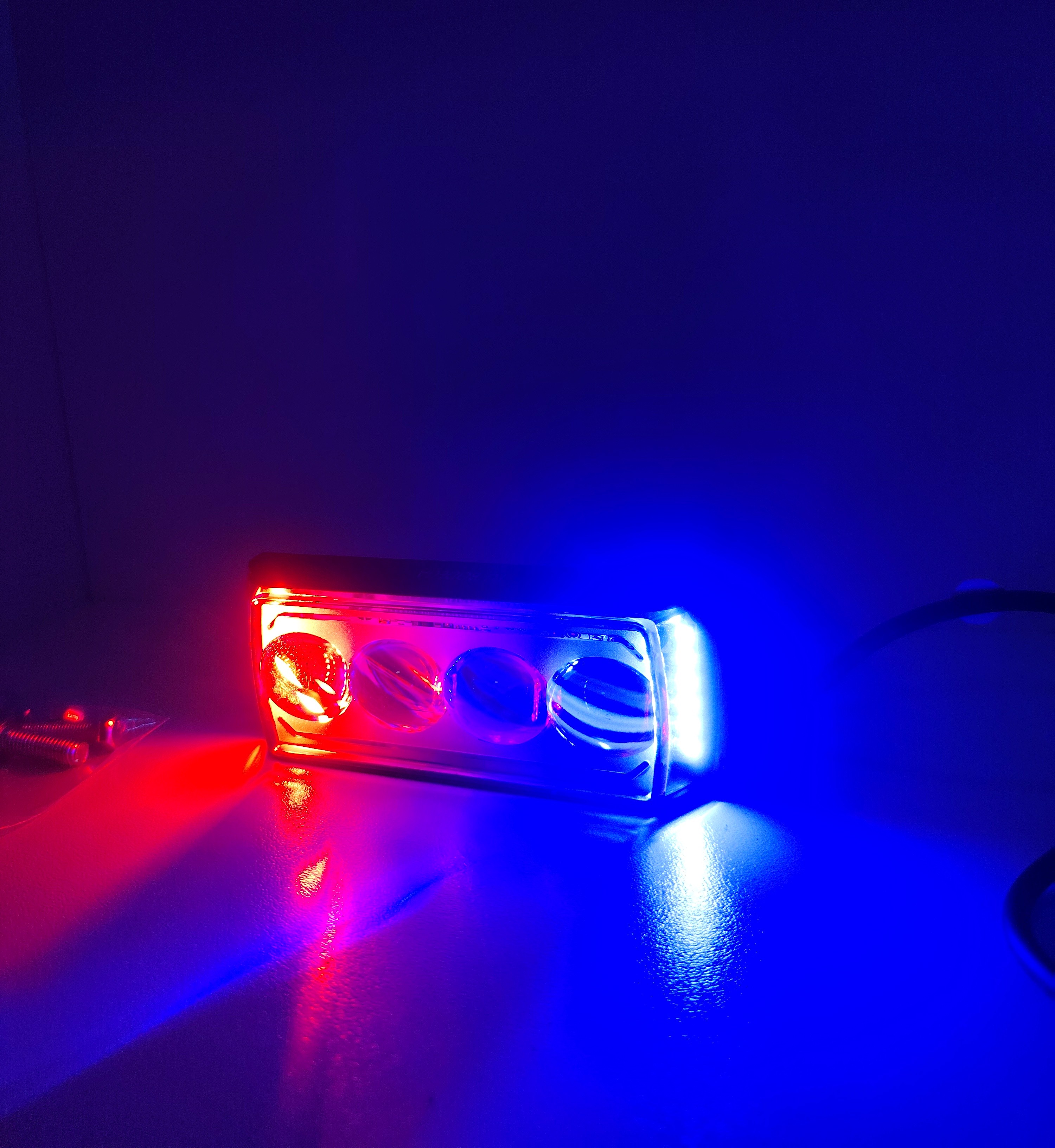 Miniatura 4 de EXPLORADORA 4 LEDS (TB531)