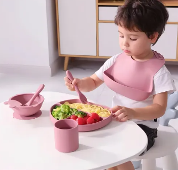 CUBIERTOS EN SILICONA PARA BEBE YS-668 ESTILO