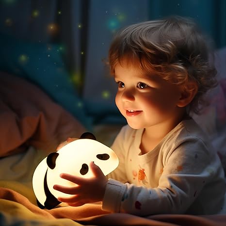 Lámpara Nocturna Panda LED 🐼💡 - La Compañera Perfecta para Dulces Sueños 2