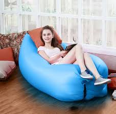 Sofa inflable banana