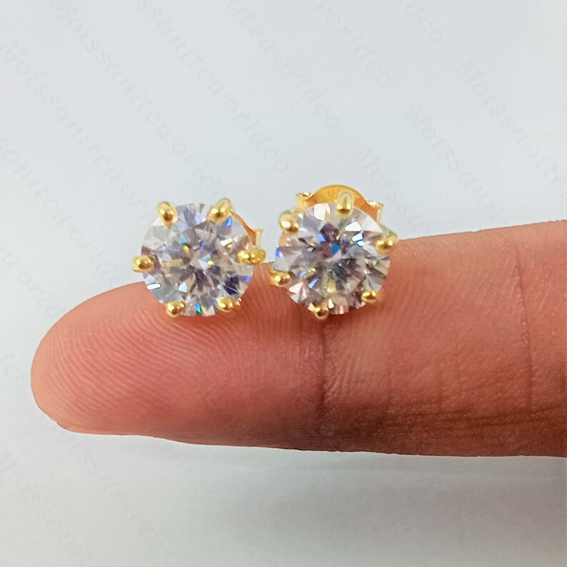 Miniatura 3 de Topos Aretes Diamante Clásico 8mm