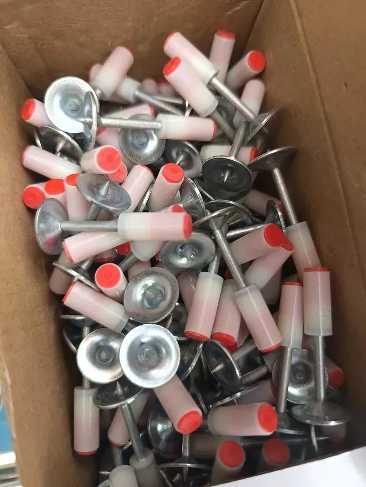 Pistola De Clavos De Acero Manual Neumát