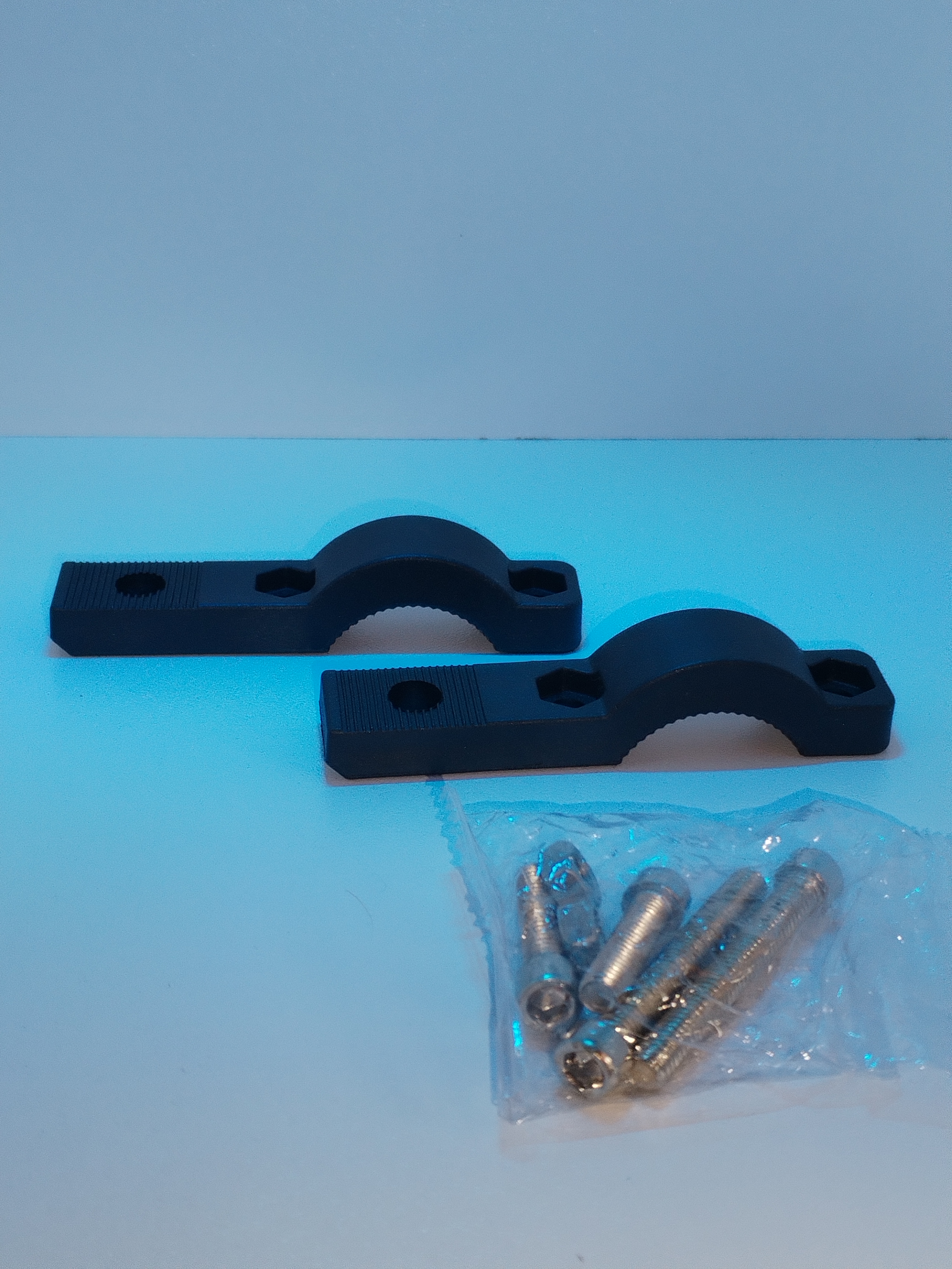 PAR EXPLORADORAS TB530 +SWICH+BASES