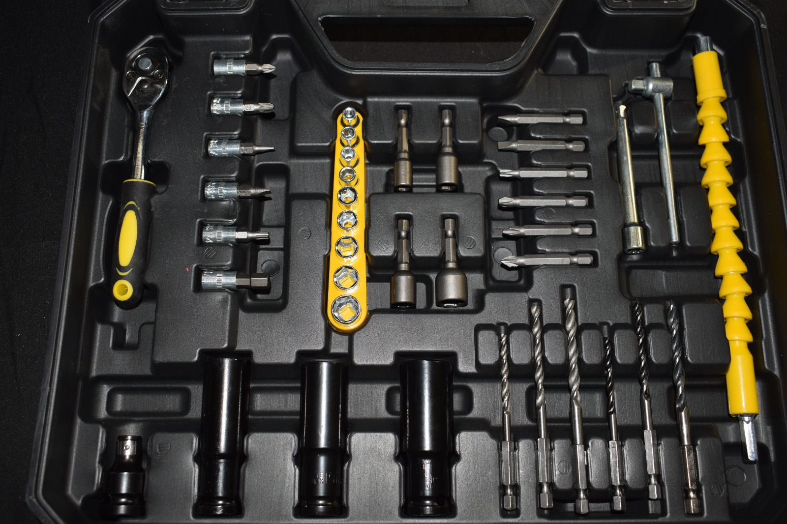 Pistola de impacto 680Nm DW