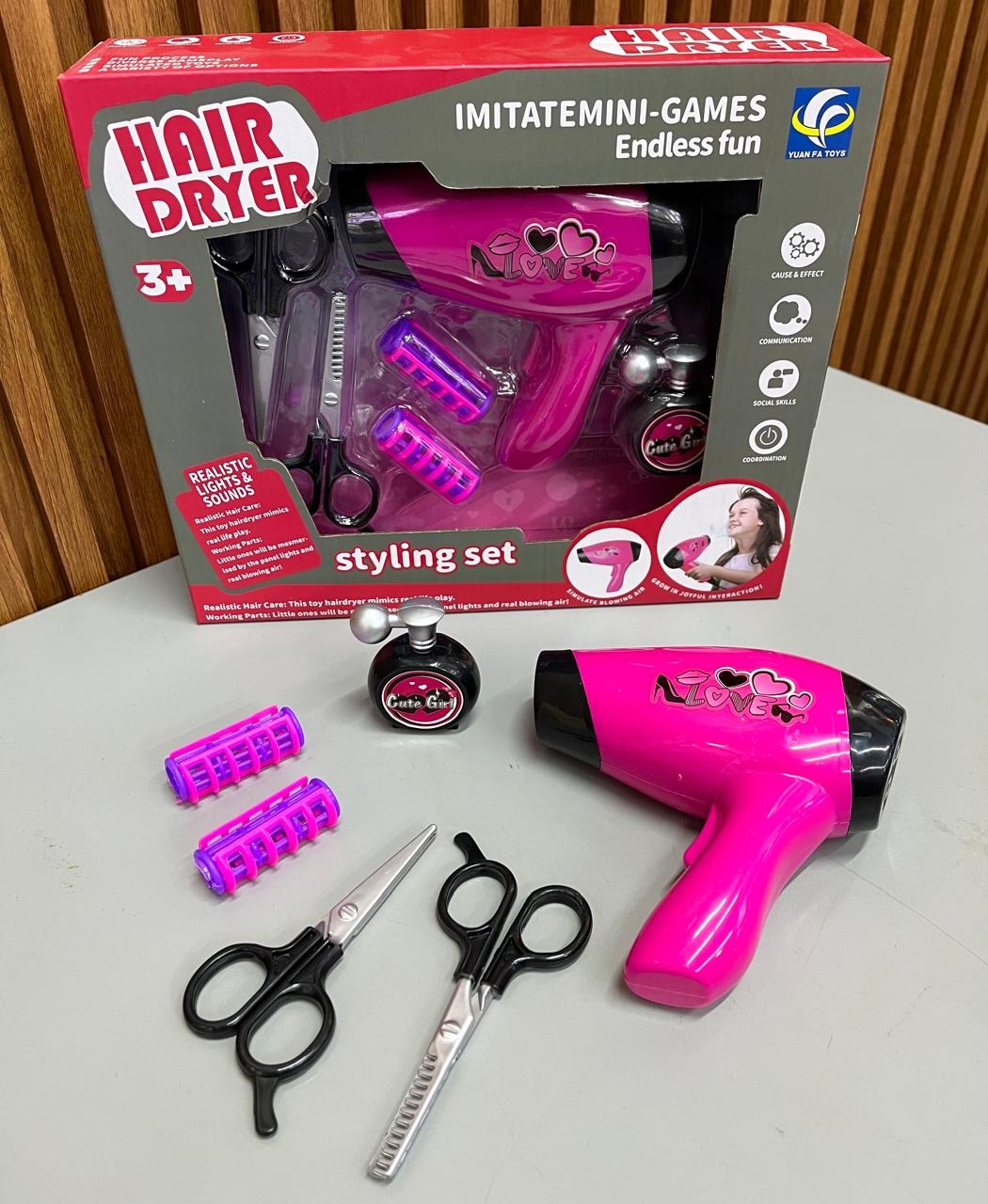 Miniatura 2 de Set de Peluquería Mágica Infantil