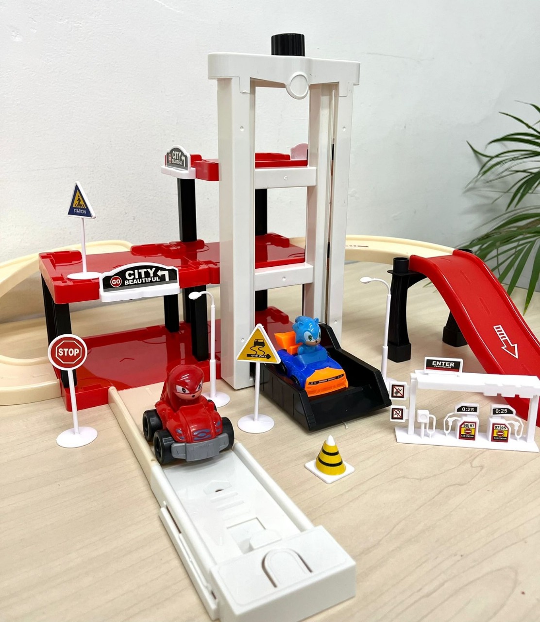 Miniatura 3 de Pista de Carreras Sonec con Ascensor y R