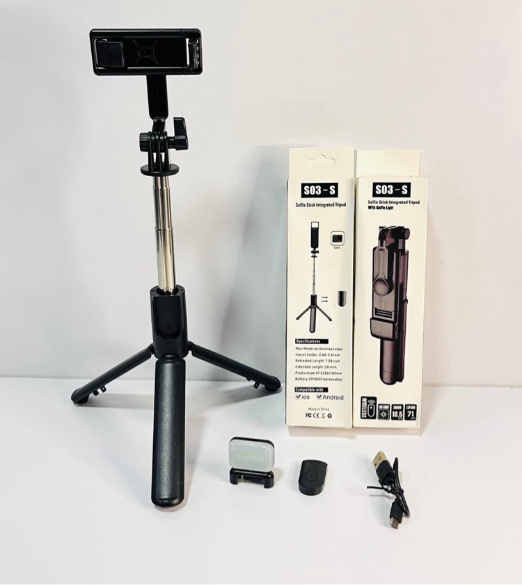 Trípode selfie disponible en Yaxa Colombia