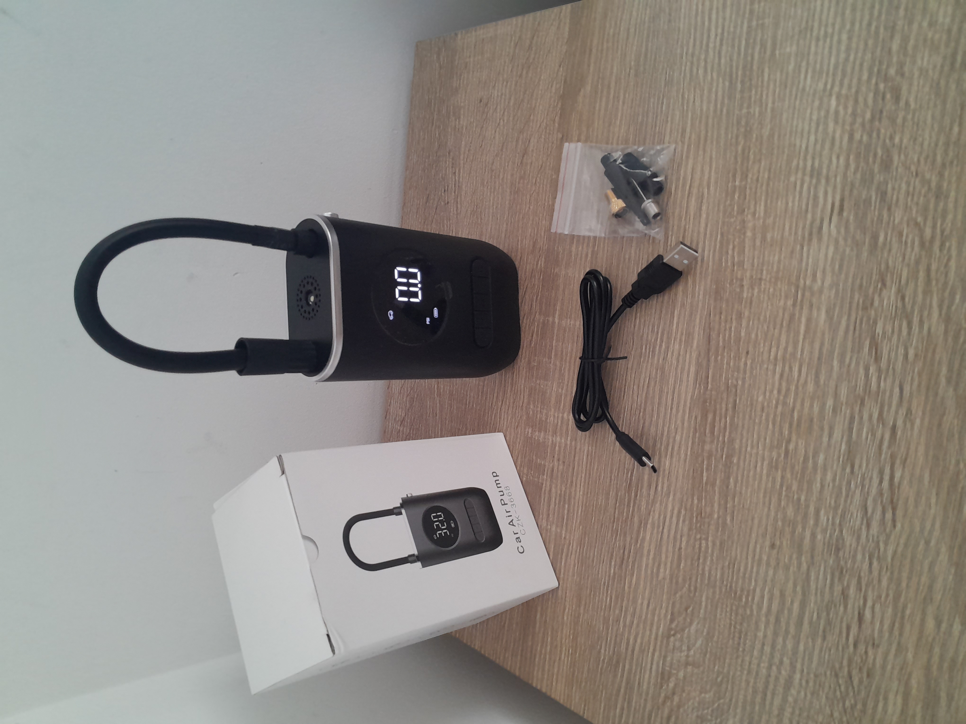 COMPRESOR DE AIRE RECARGABLE