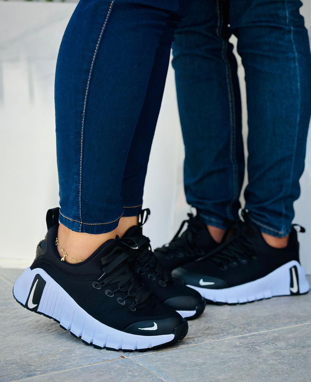 Tenis Nike Free Metcon Unisex Negro