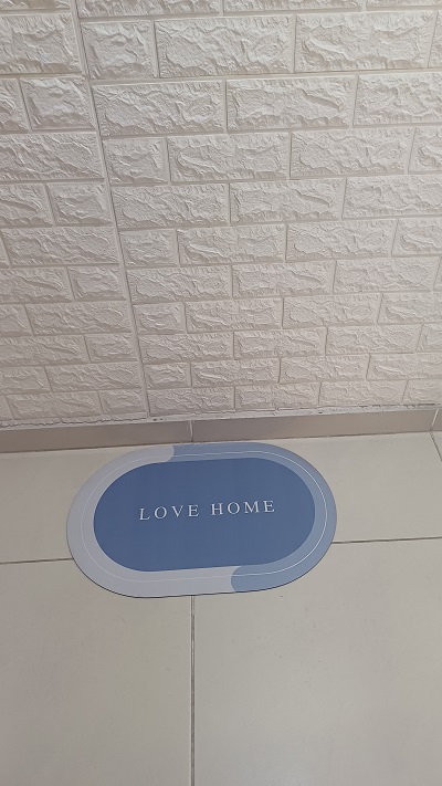 Miniatura 4 de TAPETE DE BAÑO OVALADO COLOR AZUL