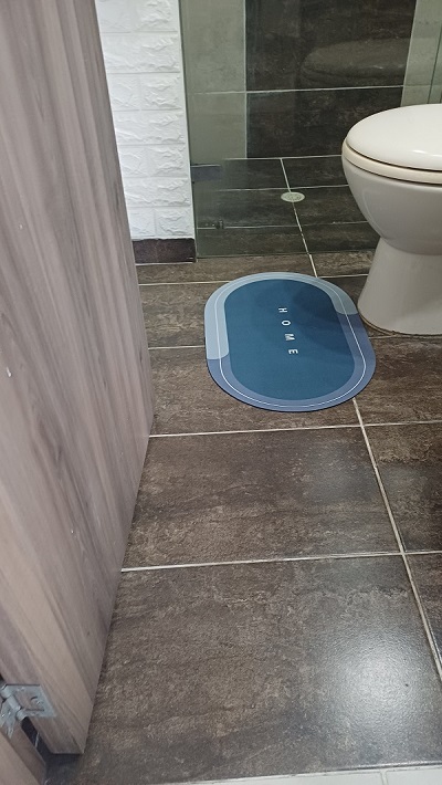 Miniatura 3 de TAPETE DE BAÑO OVALADO AZUL