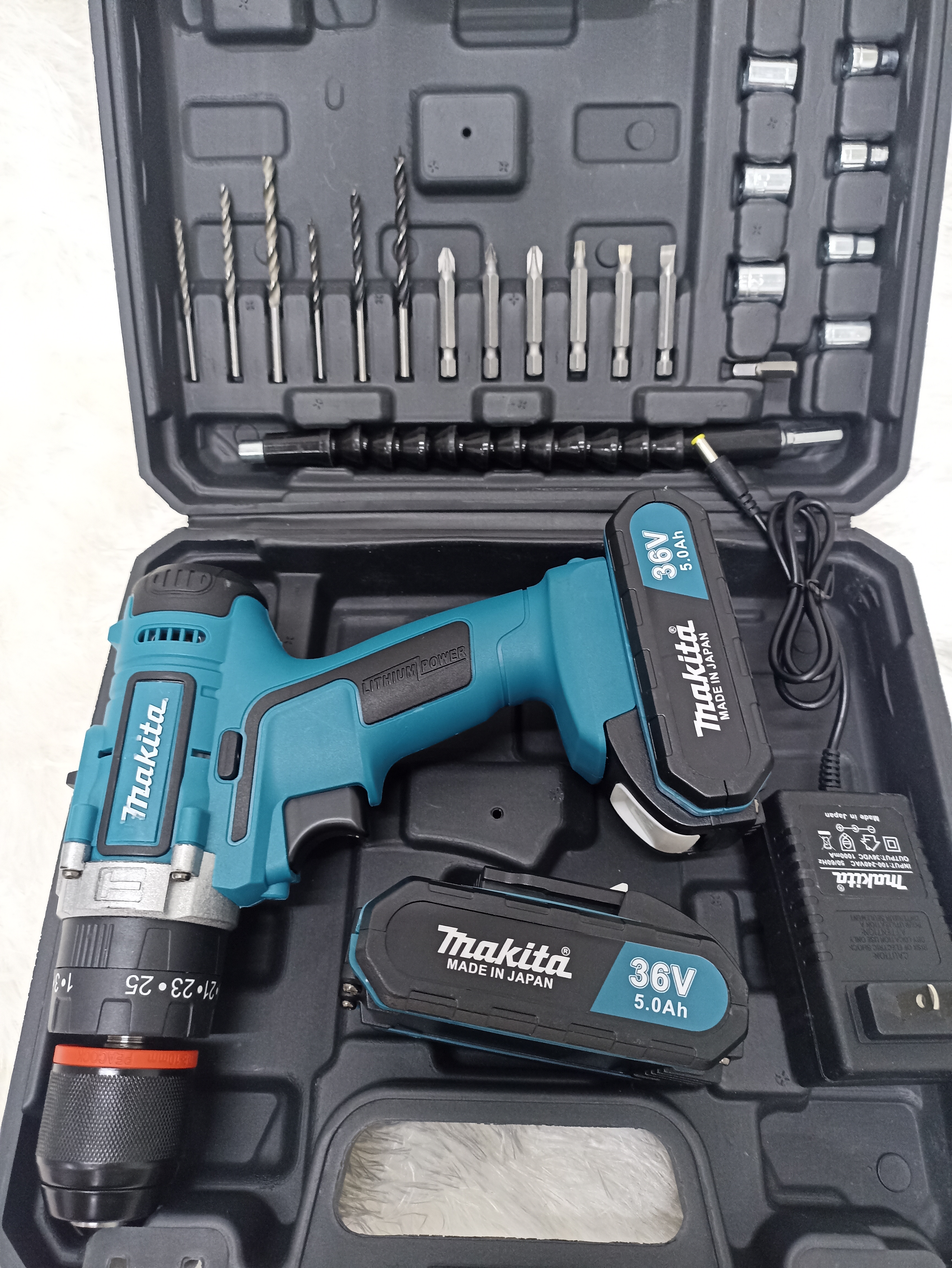 Taladro inalámbrico makita de 36 voltios